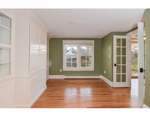 2 Sunset Cir, Mashpee, MA 02649 photo 9