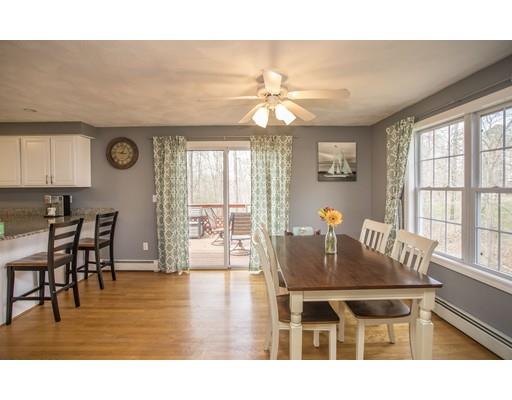 55 Trinity Cir, Attleboro, MA 02703 photo 9