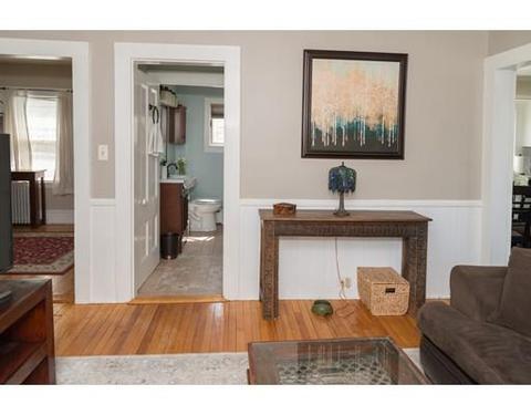18 Pickering St, Danvers, MA 01923 photo 9