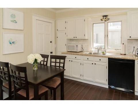 18 Pickering St, Danvers, MA 01923 photo 3