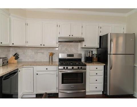 18 Pickering St, Danvers, MA 01923 photo 5
