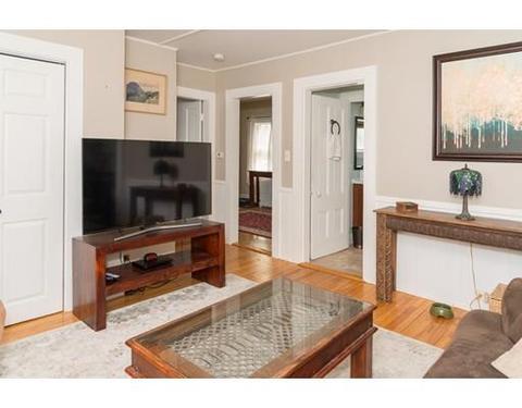 18 Pickering St, Danvers, MA 01923 photo 8