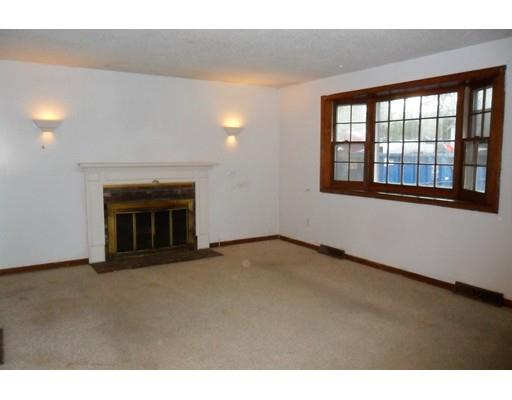 35 Content Ln, Barnstable, MA 02635 photo 2