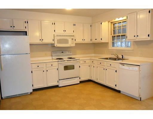 35 Content Ln, Barnstable, MA 02635 photo 1