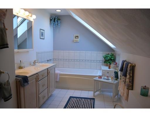 38 Summit Ave, Saugus, MA 01906 photo 22