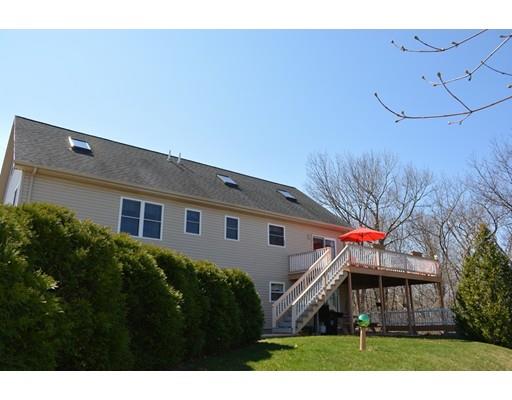 38 Summit Ave, Saugus, MA 01906 photo 3