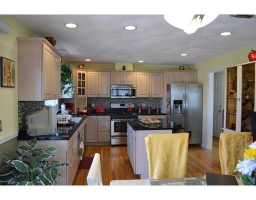 38 Summit Ave, Saugus, MA 01906 photo 9