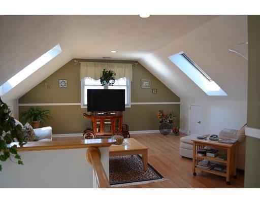 38 Summit Ave, Saugus, MA 01906 photo 18
