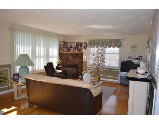 38 Summit Ave, Saugus, MA 01906 photo 6