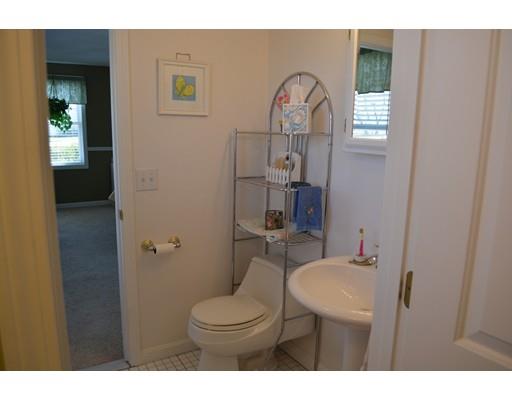 38 Summit Ave, Saugus, MA 01906 photo 12