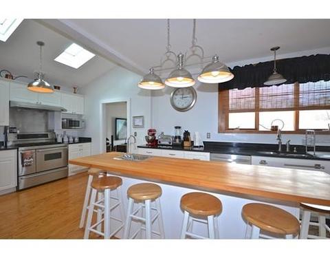 54 High St, Wareham, MA 02571 photo 7