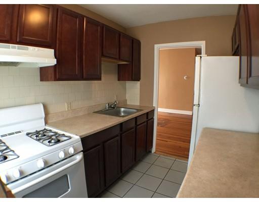 72 Hall St, Fall River, MA 02724 photo 5