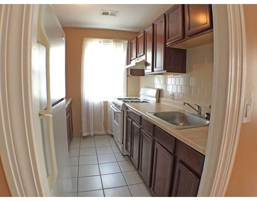 72 Hall St, Fall River, MA 02724 photo 6