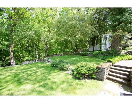 65 Arnold Rd, Wellesley, MA 02481 photo 16