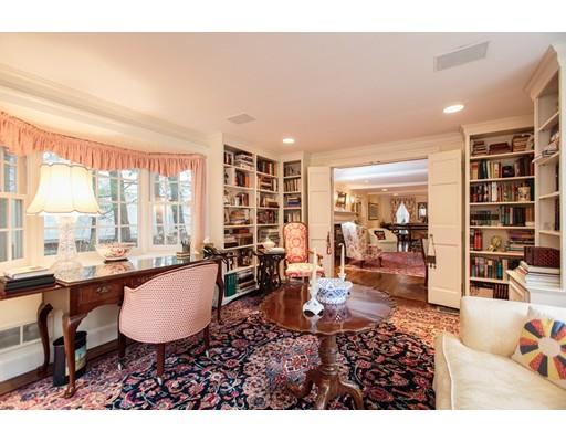 65 Arnold Rd, Wellesley, MA 02481 photo 8