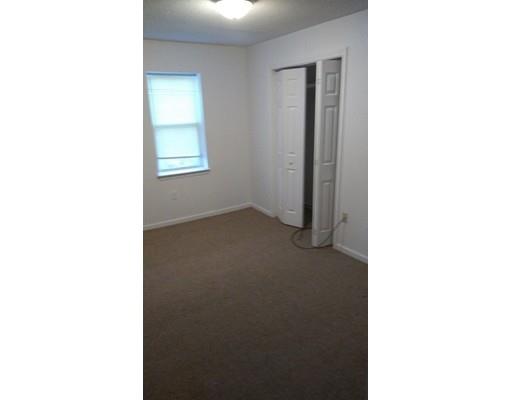 22 Lawndale St, Springfield, MA 01108 photo 11