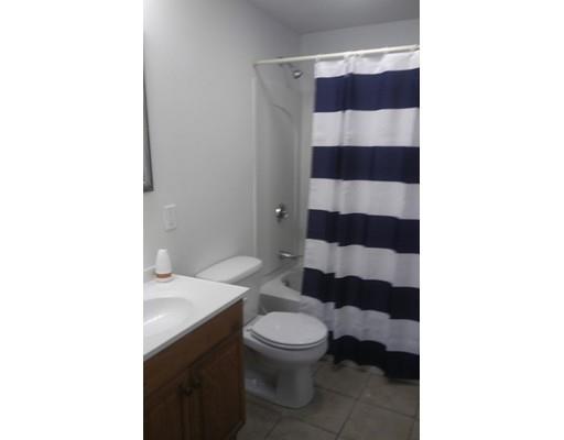 22 Lawndale St, Springfield, MA 01108 photo 5