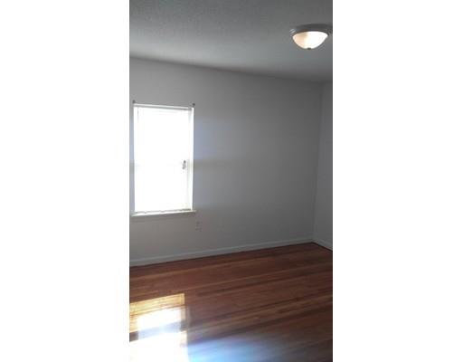 22 Lawndale St, Springfield, MA 01108 photo 13