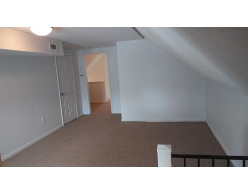 22 Lawndale St, Springfield, MA 01108 photo 15