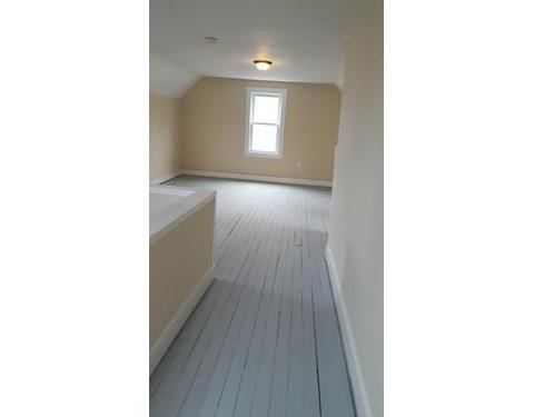 587 Dickinson St, Springfield, MA 01108 photo 15