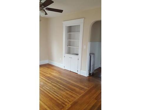 587 Dickinson St, Springfield, MA 01108 photo 7