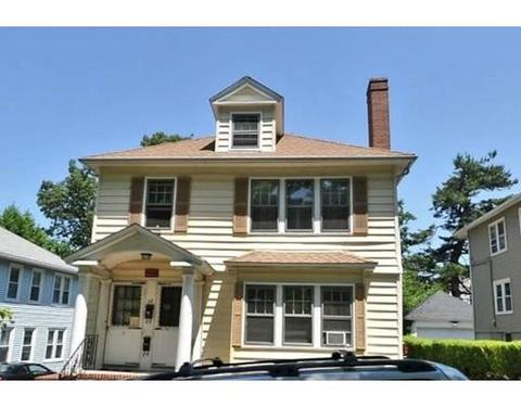 34 Marble St, Worcester, MA 01603 photo 1