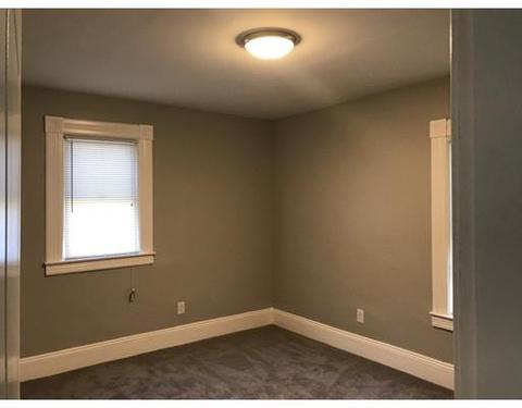58 Jasper St, Springfield, MA 01109 photo 9