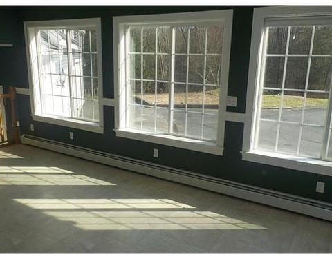 27 Pudding St, Uxbridge, MA 01569 photo 10