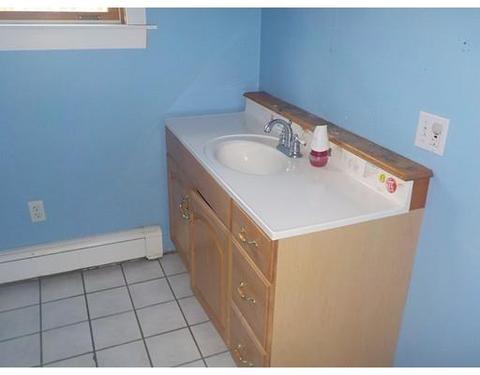 27 Pudding St, Uxbridge, MA 01569 photo 14