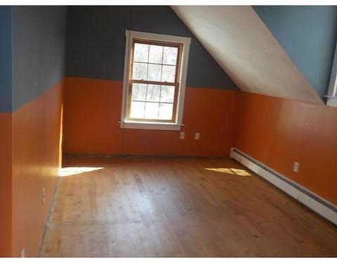 27 Pudding St, Uxbridge, MA 01569 photo 17