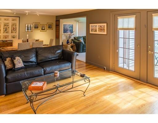 11 Trager Rd, Marblehead, MA 01945 photo 2