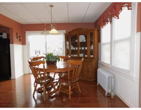 202 Edendale St, Springfield, MA 01104 photo 7