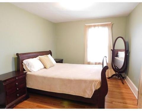 202 Edendale St, Springfield, MA 01104 photo 17