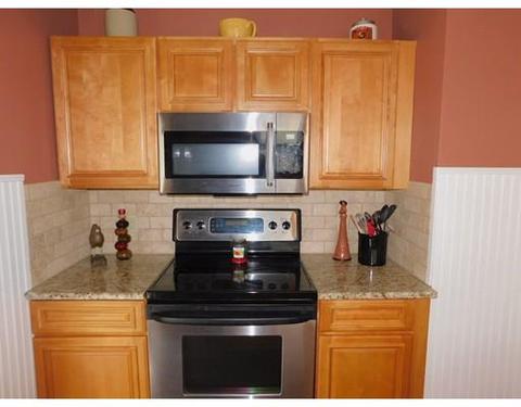 202 Edendale St, Springfield, MA 01104 photo 6