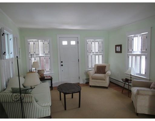 14 Evergreen St, Wareham, MA 02571 photo 9