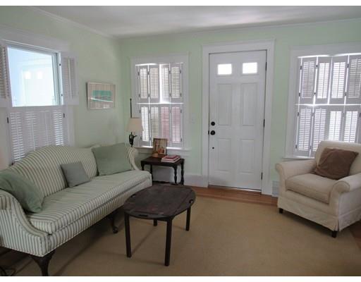 14 Evergreen St, Wareham, MA 02571 photo 6