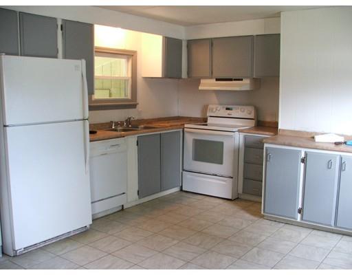 21 Oregon St, Fall River, MA 02720 photo 2