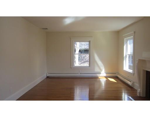 35 Willow Ave, Winthrop, MA 02152 photo 5