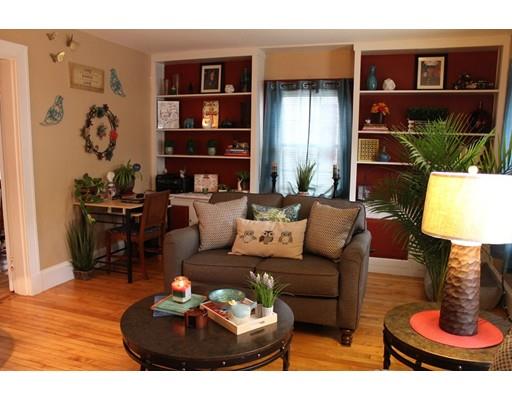 24 Maple St, Southbridge, MA 01550 photo 4