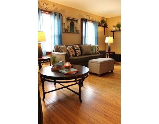 24 Maple St, Southbridge, MA 01550 photo 5
