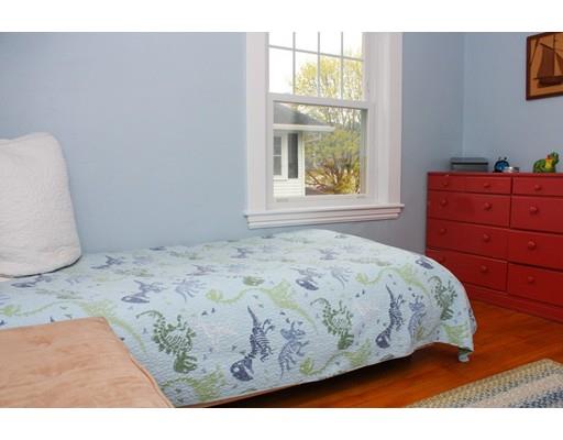 24 Bertram St, Beverly, MA 01915 photo 15
