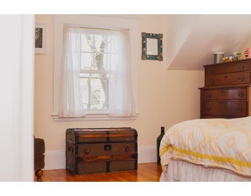 24 Bertram St, Beverly, MA 01915 photo 11