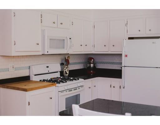 24 Bertram St, Beverly, MA 01915 photo 4