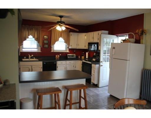 71 Silver St, West Springfield, MA 01089 photo 5