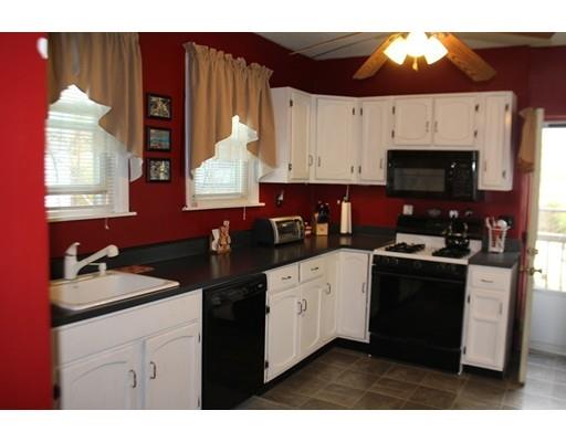 71 Silver St, West Springfield, MA 01089 photo 7