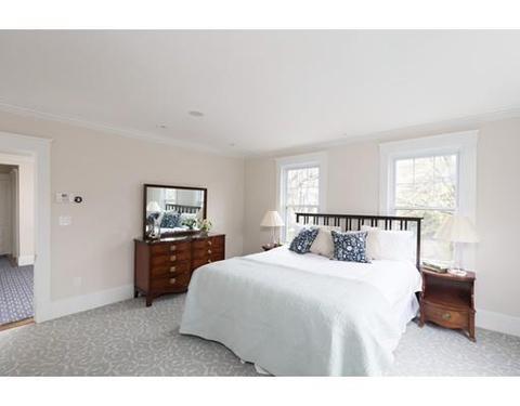 147 Clinton Rd, Brookline, MA 02445 photo 18