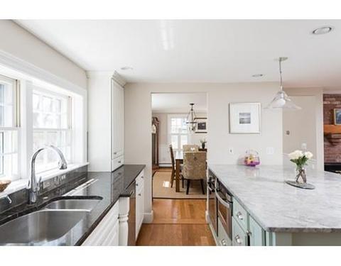 17 Middle St, Hingham, MA 02043 photo 5