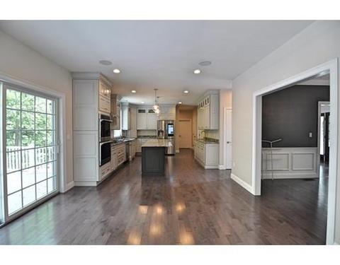 8 Maple St, Dunstable, MA 01827 photo 6