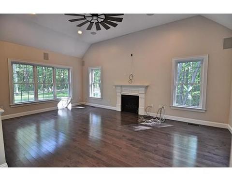8 Maple St, Dunstable, MA 01827 photo 7
