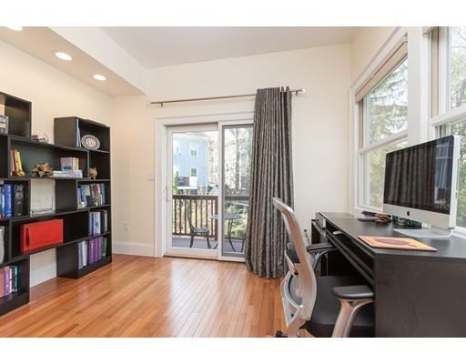 152 Winthrop Rd #2, Brookline, MA 02445 photo 14